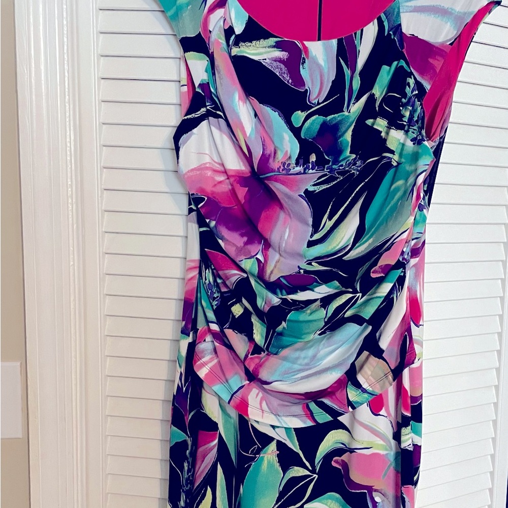 Beautiful Dress Multiple Colors/Floral Body Hugging and Sexy. Connected Apparel.